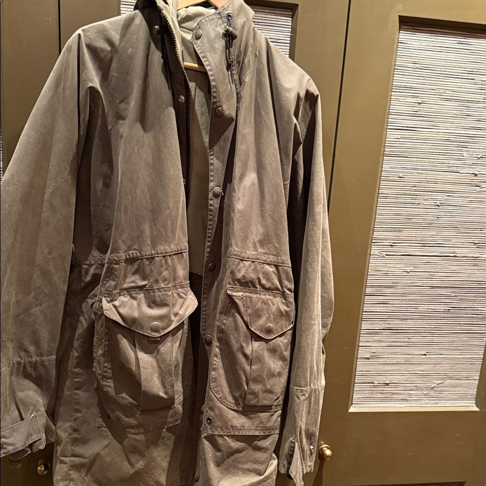 Filson Waxed Olive Men's Jacket size: M